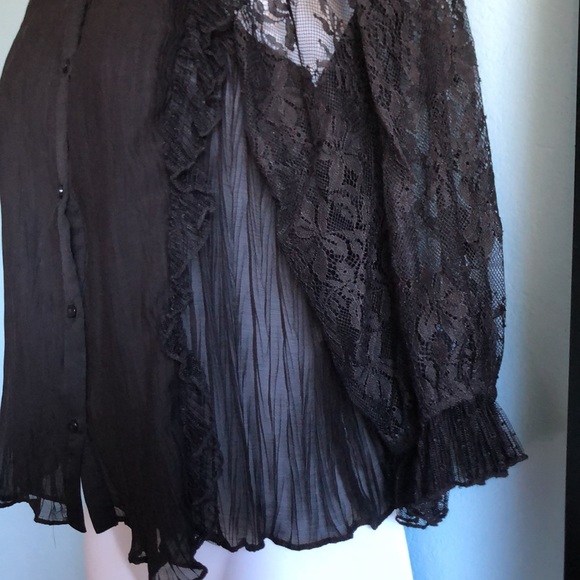 NWOT Zara Laced Mid-Sleeves Cropped Blouse - Picture 3 of 6